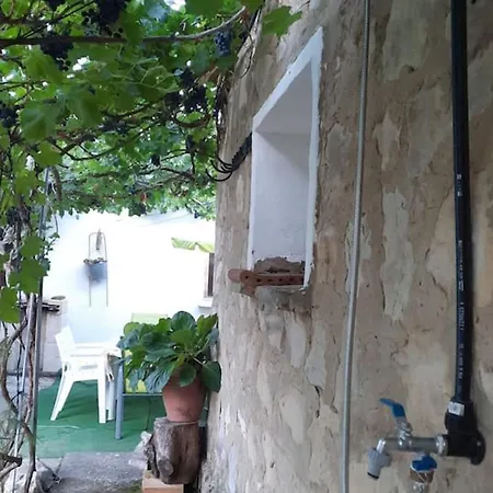  Charming House In Alera With Fireplace *
