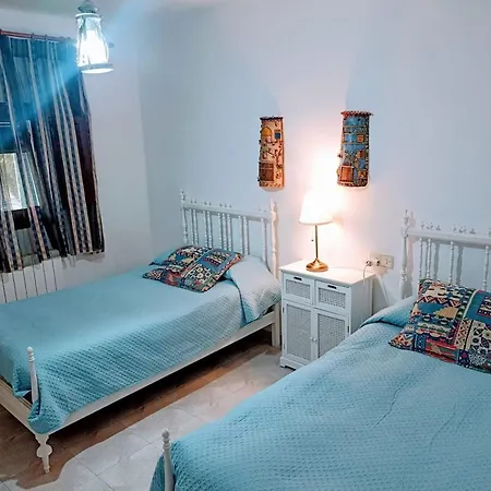  Charming House In Alera With Fireplace Sadaba